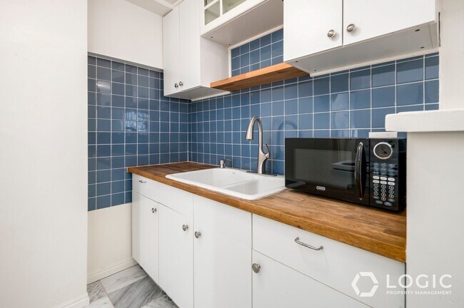Building Photo - 1309 E 400 S