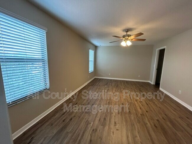 Building Photo - 1876 Leather Fern Dr