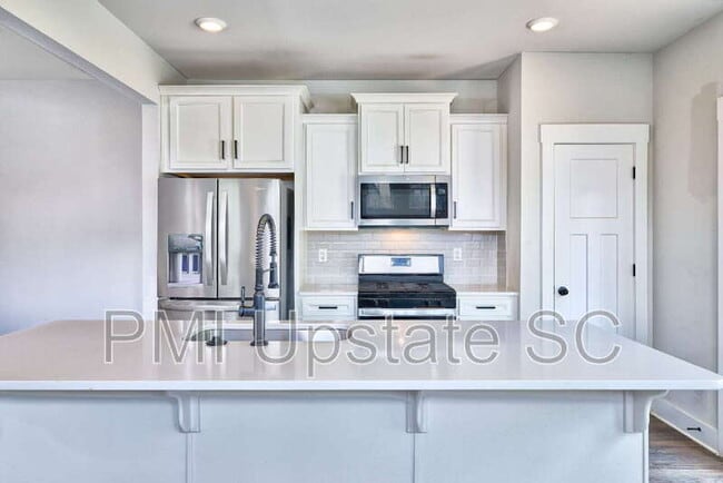 Building Photo - 1069 Millison Pl