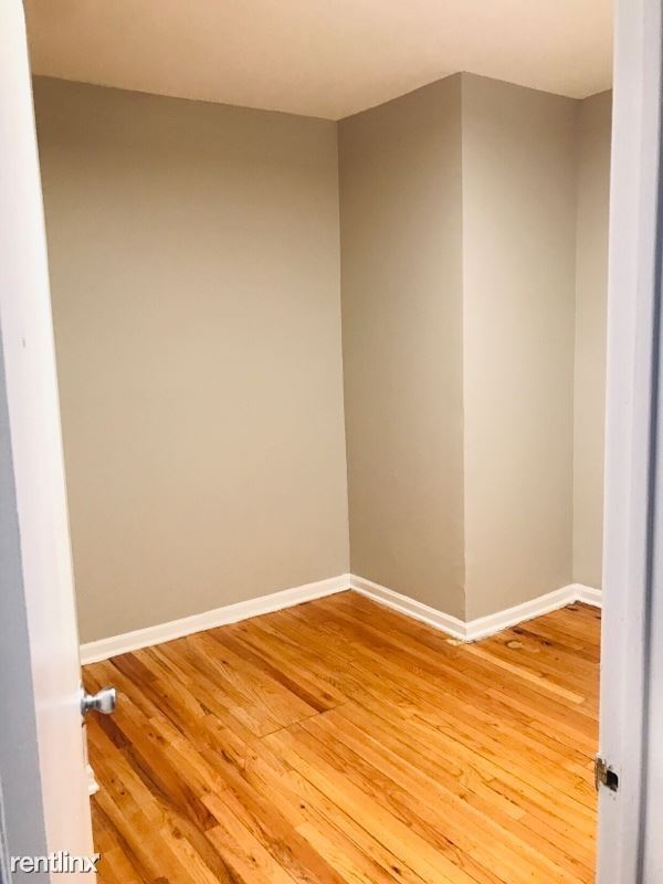 Building Photo - 3725 W Grand Ave.