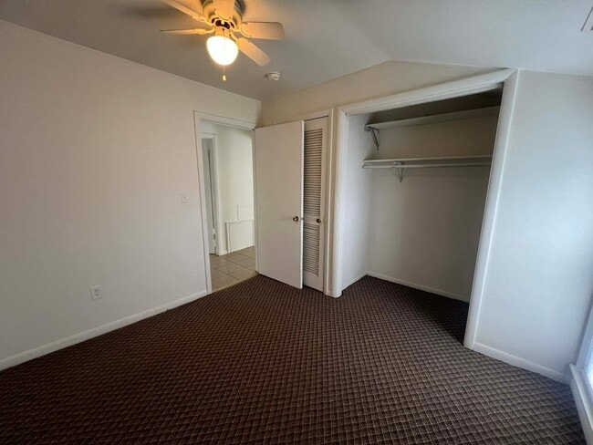 Building Photo - 62 E Main St