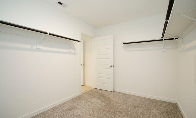 Building Photo - 31707 Melkridge Rd