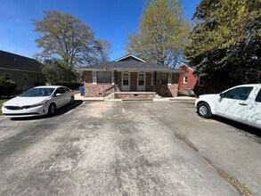 Building Photo - 1209 Hancock St