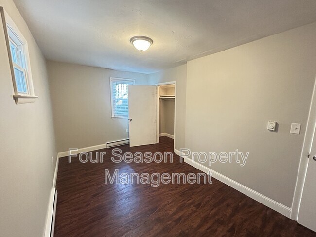 Building Photo - 419 Linganore Ave