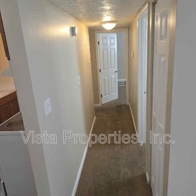 Building Photo - 4119 Glen Hill Manor Dr