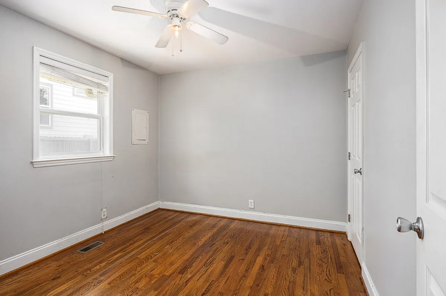 Building Photo - 1412 Edgehill Ave