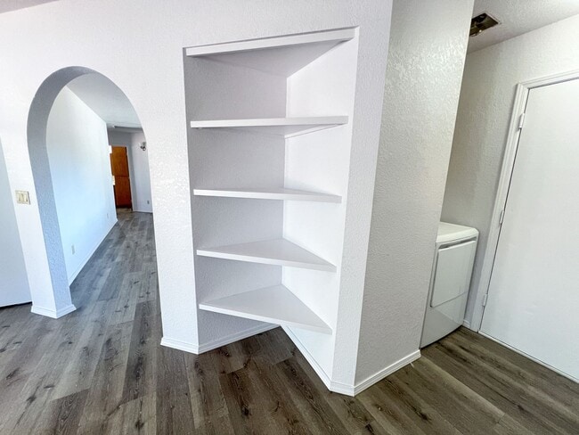 Building Photo - HOUSE - COTTONWOOD - VERDE VILLAGE
