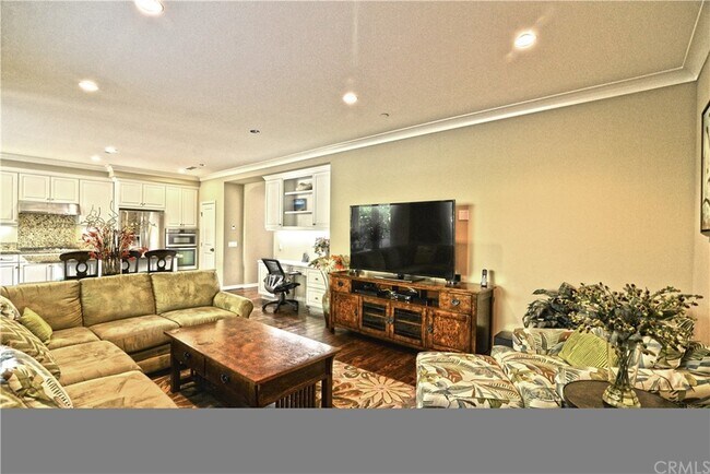Building Photo - 51 Lupari-