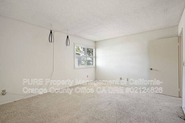 Building Photo - 8933 Amador Cir