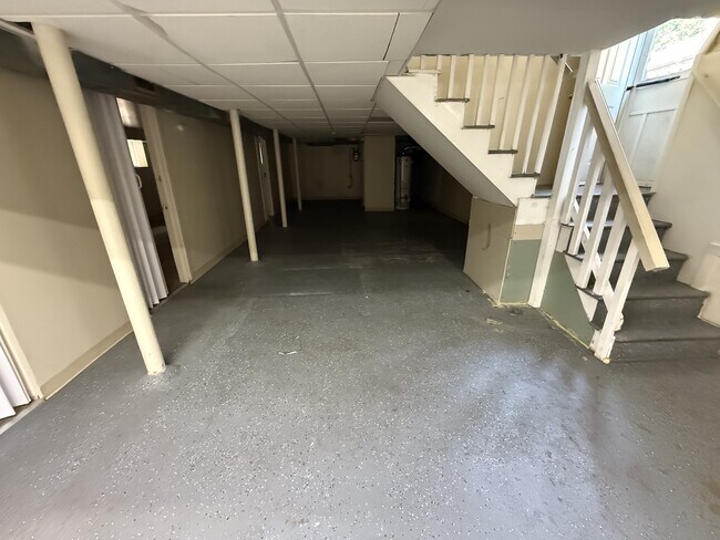 Building Photo - 2445 43rd St