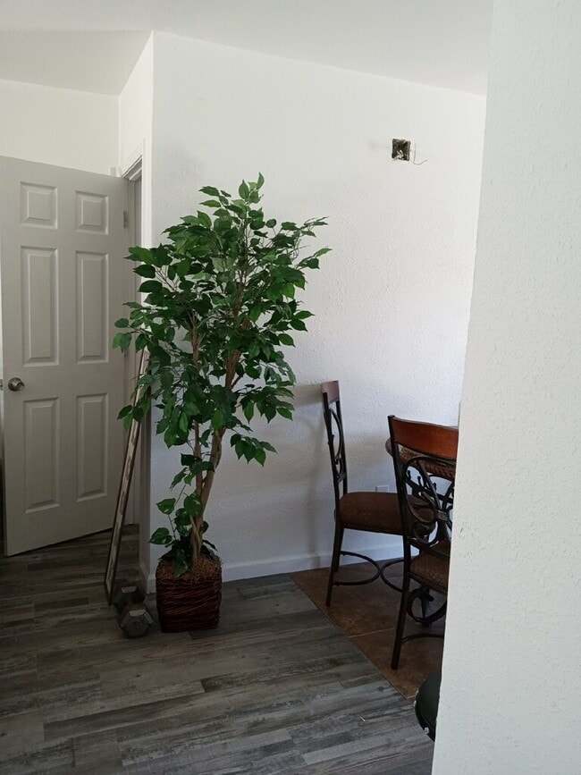 Building Photo - 1017 Wheel House Ln