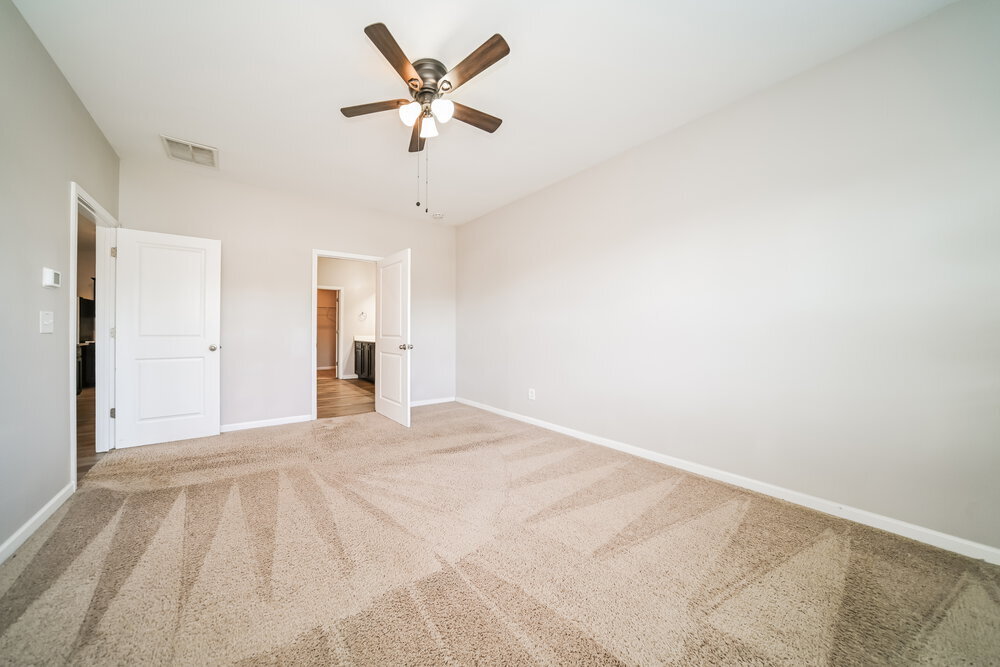 Building Photo - 1062 Cold Water Dr