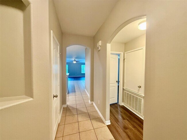 Building Photo - 1178 Clark Brothers Dr