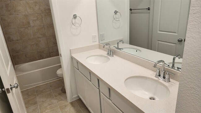 Building Photo - 21642 Coronado Grn Dr
