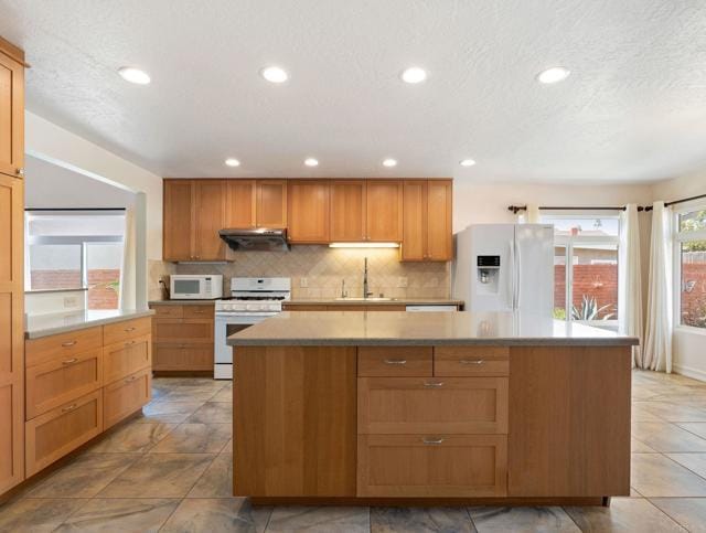 Building Photo - 11413 Surco Dr