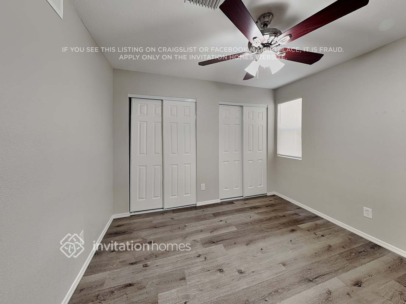 Building Photo - 1624 W Behrend Dr