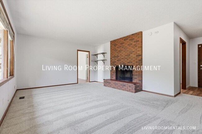 Building Photo - 6550 Beam St