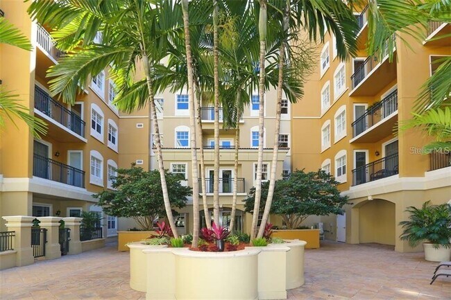 Building Photo - 1064 N Tamiami Trl