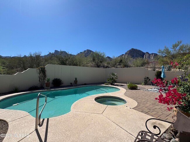 Building Photo - 10414 N Gold Canyon Pl