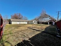 Building Photo - 725 Danish Dr