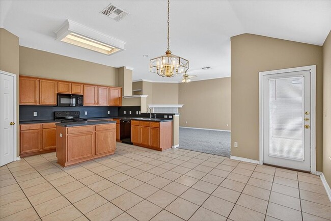 Building Photo - 5933 Brightwood Dr