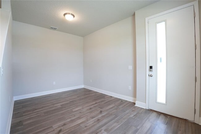Building Photo - 1330 Merrydale Wy