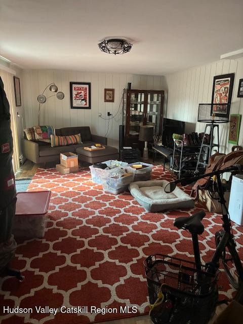 Building Photo - 7 Holly Hills Dr