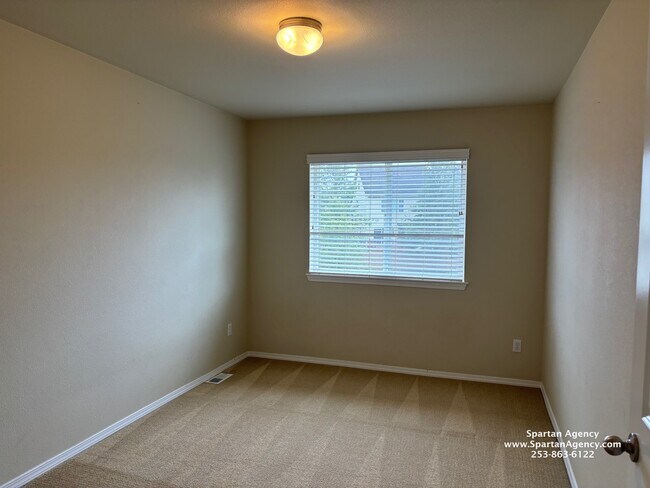 Building Photo - 18302 114th Ave E