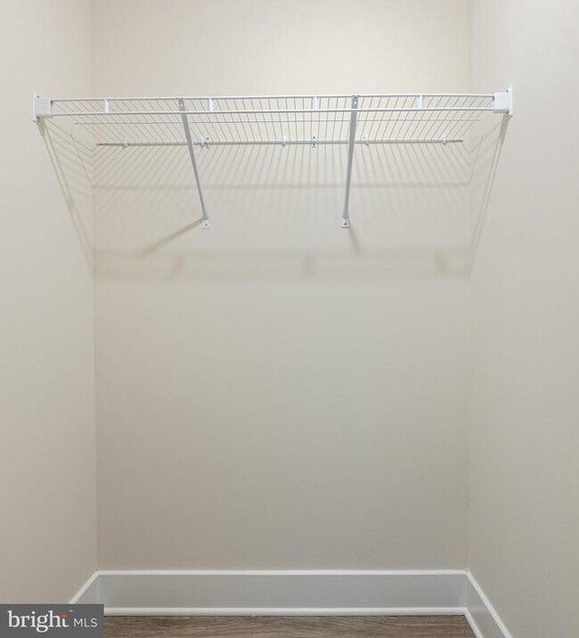 Building Photo - 115 Haida Ln