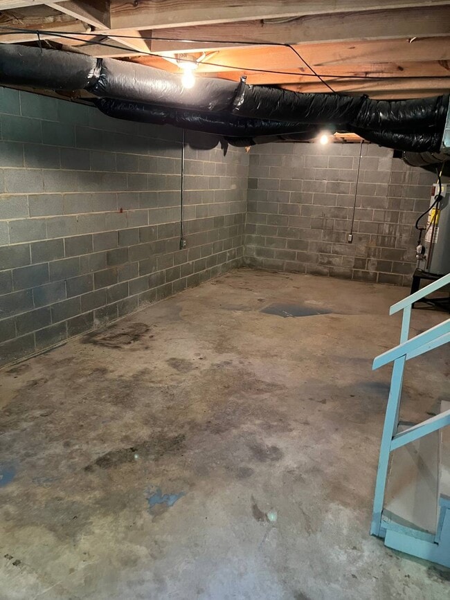 Building Photo - 7817 Knightdale Blvd