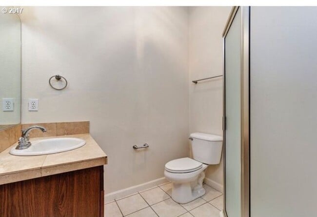 Building Photo - 9041 SW Rystadt Ln