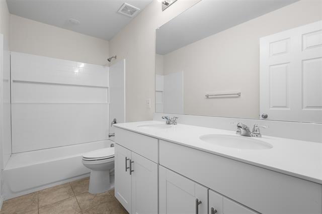 Building Photo - 1600 Waggoner Dr