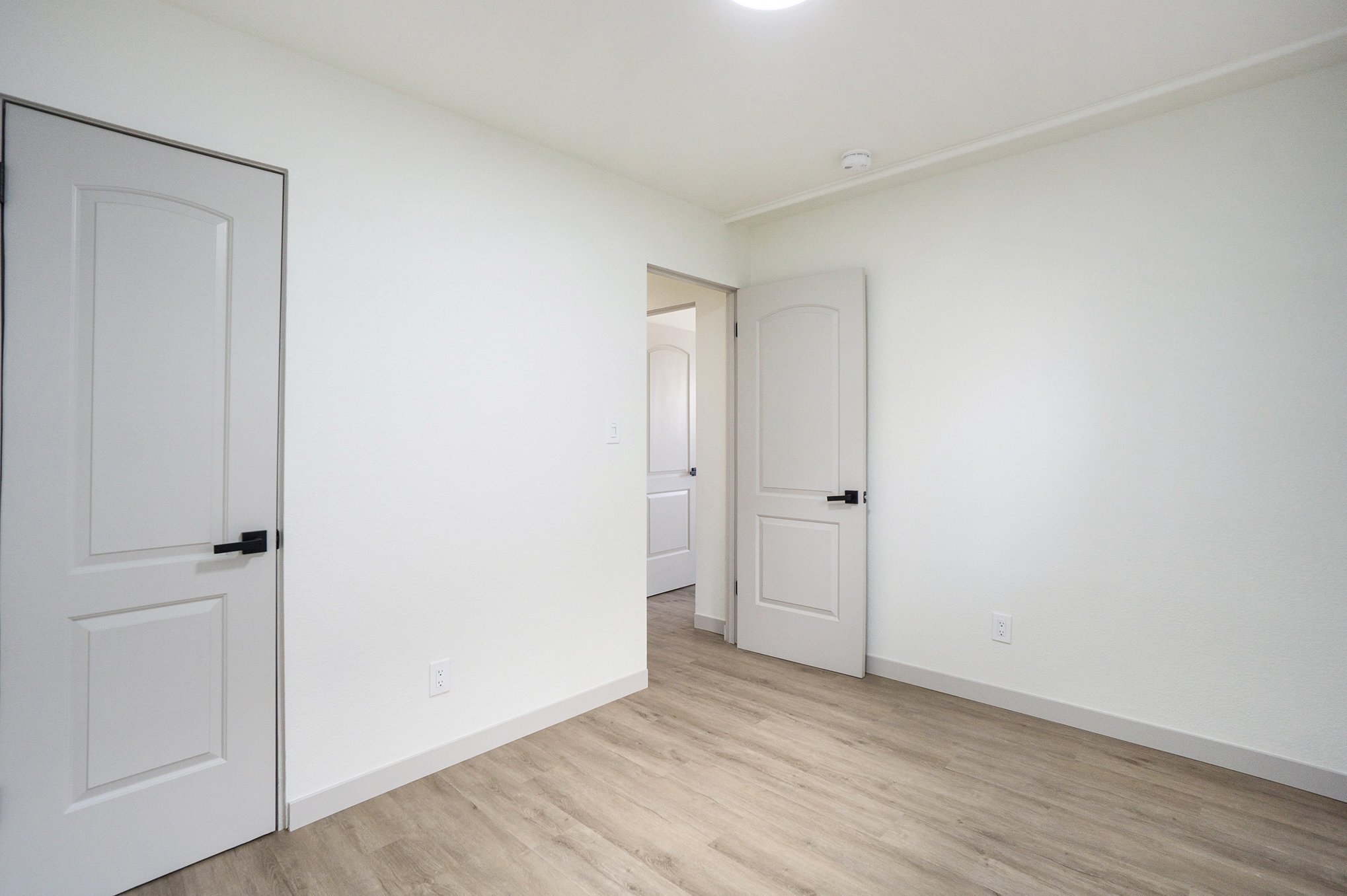 Building Photo - 1108-1110 Ponderosa Dr