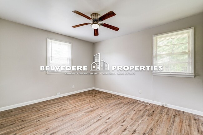 Building Photo - 1607 Eastwood Ave