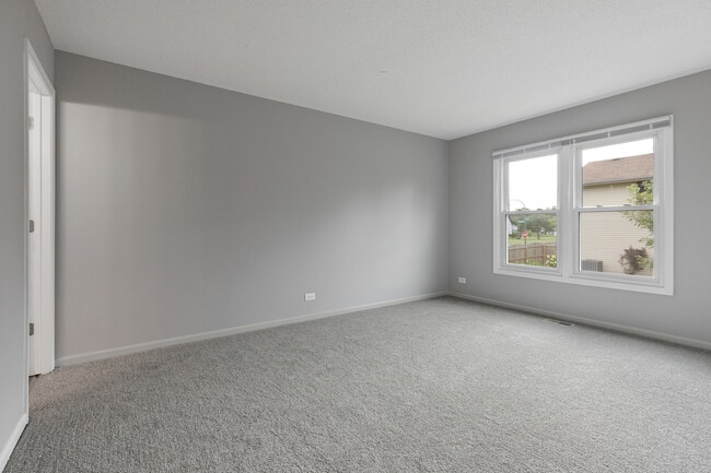 Building Photo - 135 Encina Dr