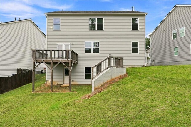 Building Photo - 6000 Screech Owl Dr