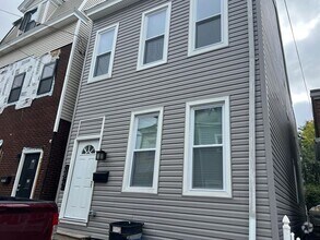 Building Photo - Lawrensville - House