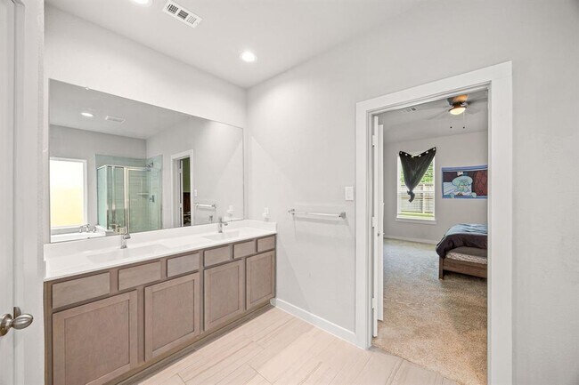 Building Photo - 2907 Skerne Forest Dr