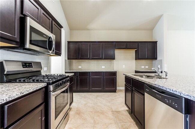 Building Photo - 6521 Ranchito Dr