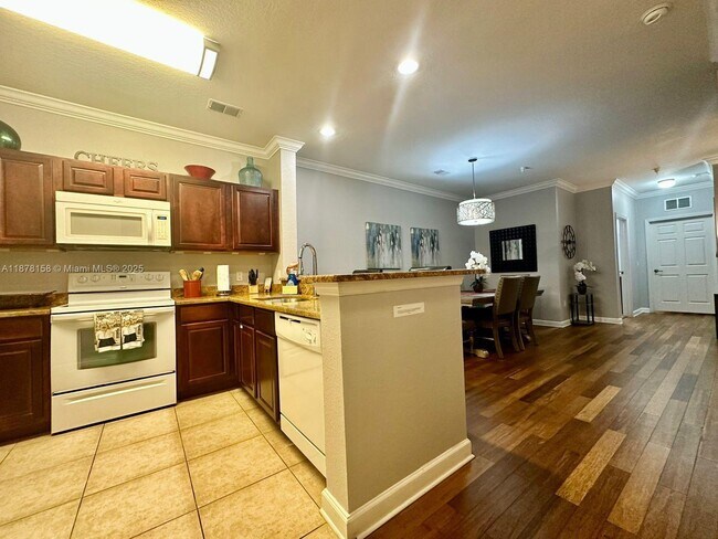Building Photo - 1301 Tuscan Terrace