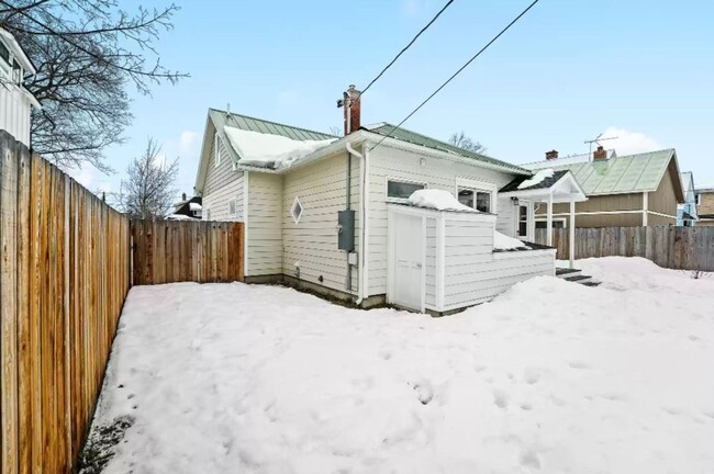 Building Photo - Whitefish cottage