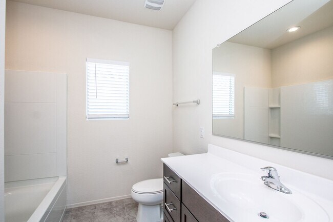 Building Photo - COMING SOON !! BRAND NEW HOME IN MARICOPA