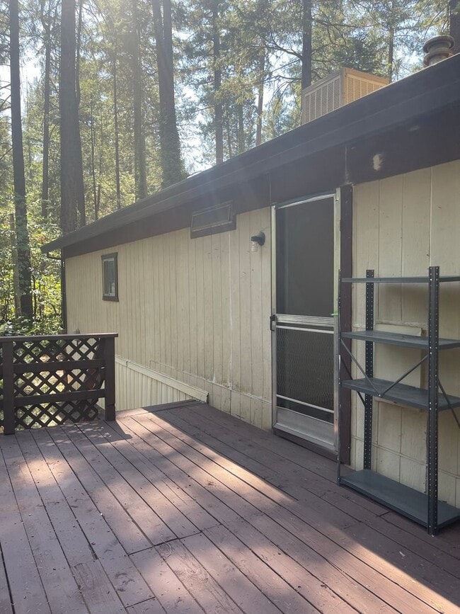 Building Photo - Upper Magalia Cute & clean 2 bed, 2 bath, storage shed, natural landscaping