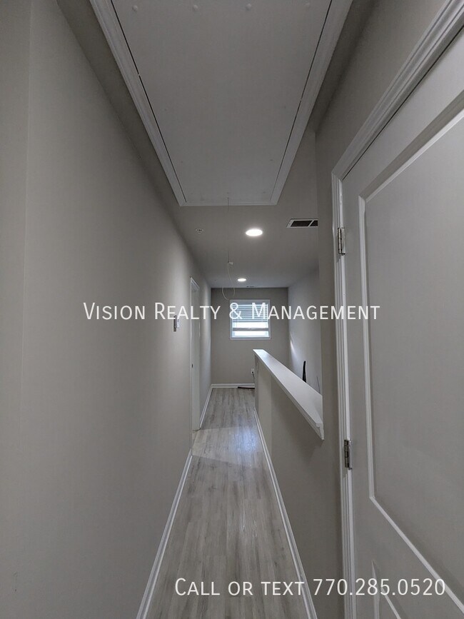 Building Photo - 8334 Triple Crown Dr