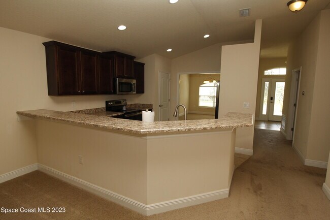 Building Photo - 1034 Breakaway Trail