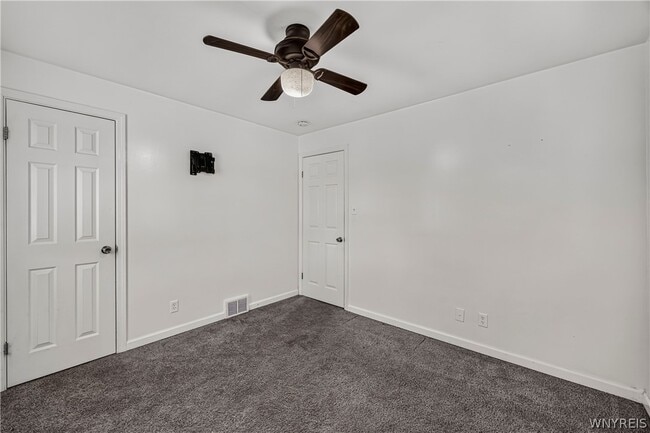Building Photo - 187 Eastland Pkwy
