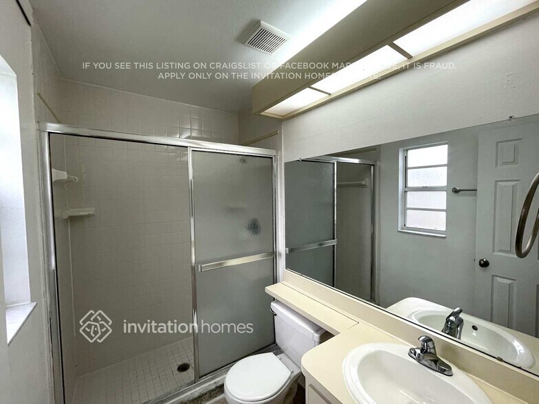 Building Photo - 9707 Little Pond Way