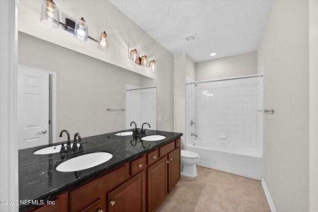 Building Photo - 14028 Saddlehill Ct