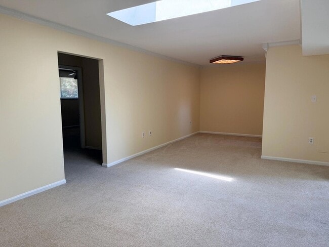 Building Photo - 2839 Kalmia Lee Ct