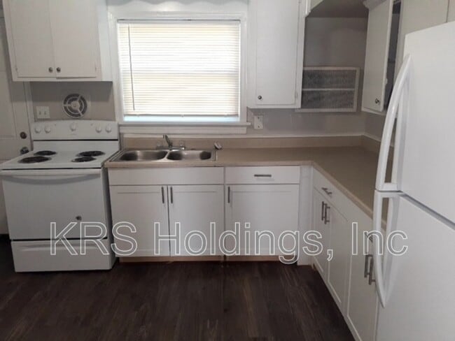 Building Photo - 5406 Remuda Dr